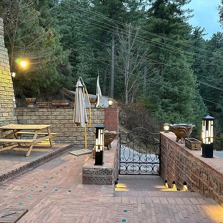 Sarah'S Lodge Murree Exterior foto